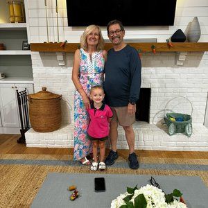 Meet your Posher, Linda